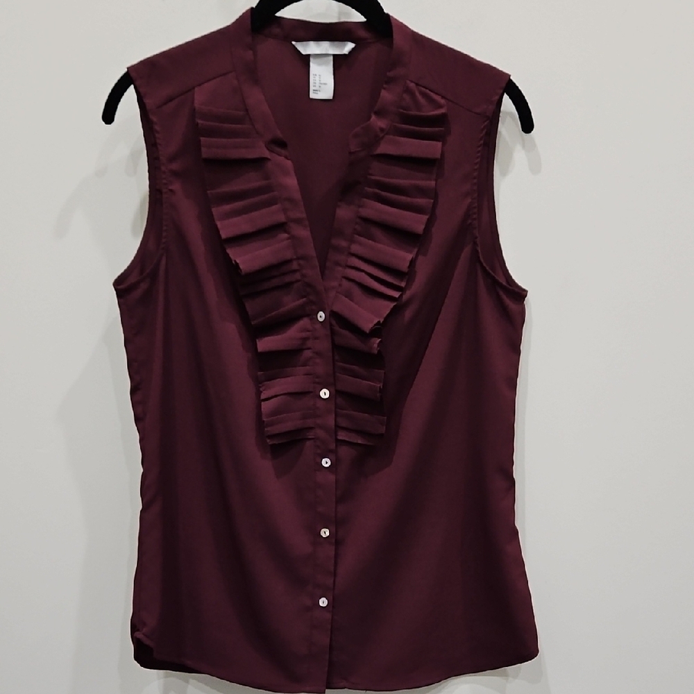 H&M Burgundy Sleeveless Ruffled Button-Down Blouse